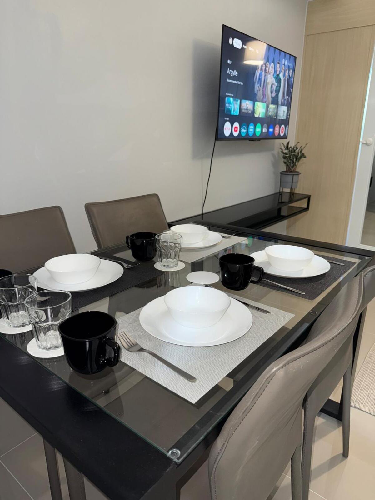 Jazz Mall Tower 4 Rm 323 Spacious 1 Bedroom With Balcony Netflix 100mbps Apartment